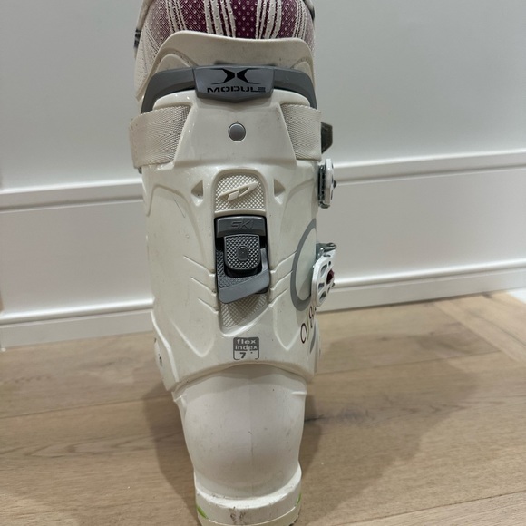 Ski boot - Picture 5 of 7